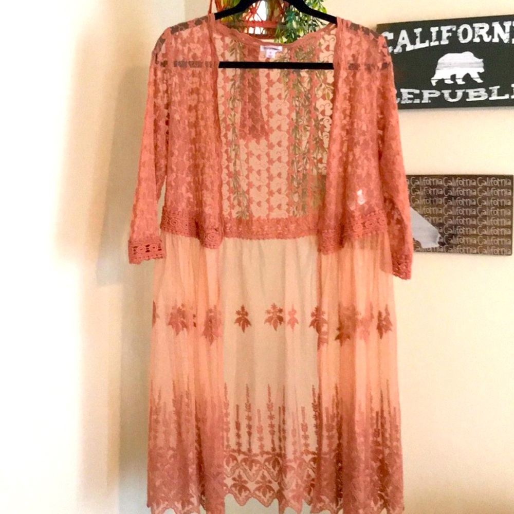 🌺 Beautiful Boho Lace Kimono 🌺